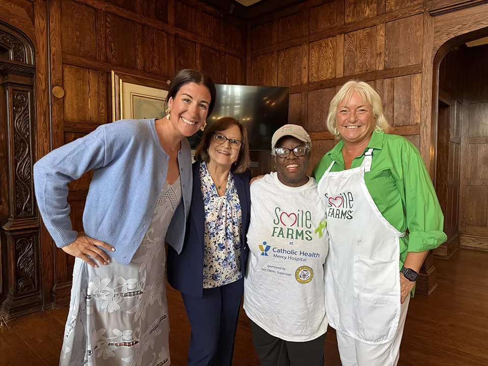 Erika Picciano, Nancy Leghart, Sonia James, and Julie McCann Mulligan at Smile Farms Sips & Stems.