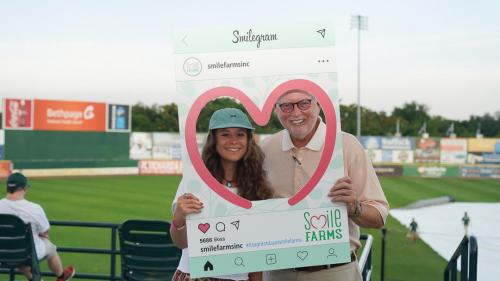 smile-farms-ribbon-cutting-tomde-studio-1080-574