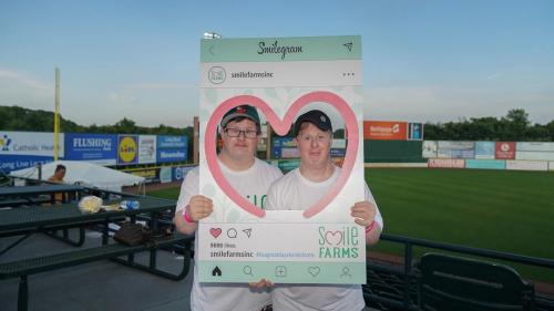 smile-farms-ribbon-cutting-tomde-studio-1080-575